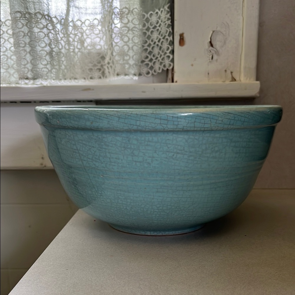 Elegant Blue Ceramic Bowl
